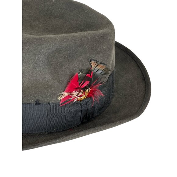 1950s 60s Stetson fedora in dark gray with red feathers Size 22 circumference - Picture 5 of 7